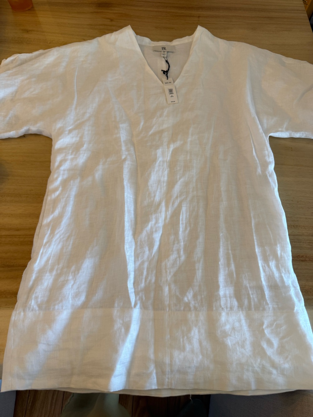 Banana Republic Classic White V‑Neck Linen Mini Dress